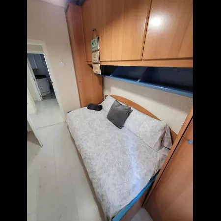 Coqueto Piso Buena Ubicacion * Сантандер