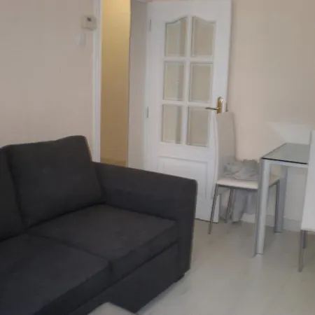 Coqueto Piso Buena Ubicacion *